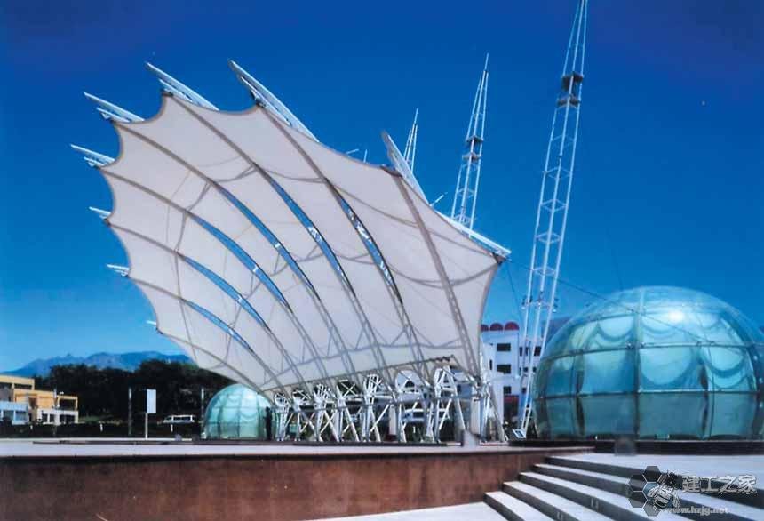 玉树车棚膜结构网架