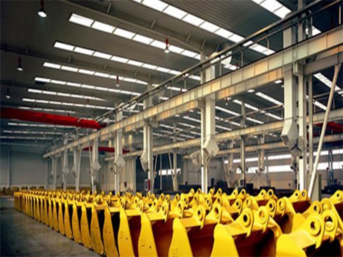 玉树徐工集团挖掘机装配车间